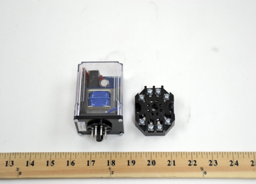 Picture of 8PIN OCTAL SOCKET W/LEVELCNTRL