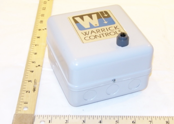 Picture of LWCO 120V NC PUSHBUTTON NEMA1